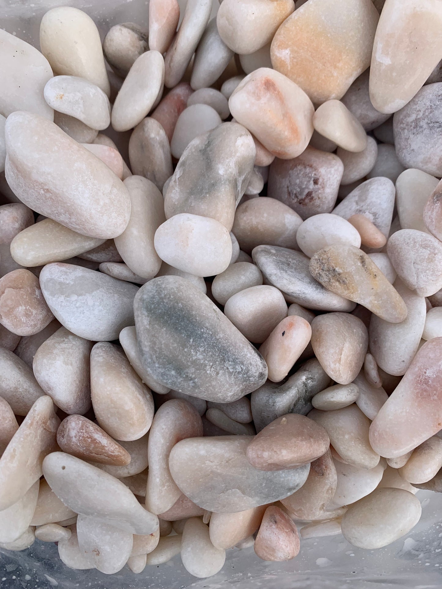 Galet Marbre Rose 25/40mm Poitou Carrelage